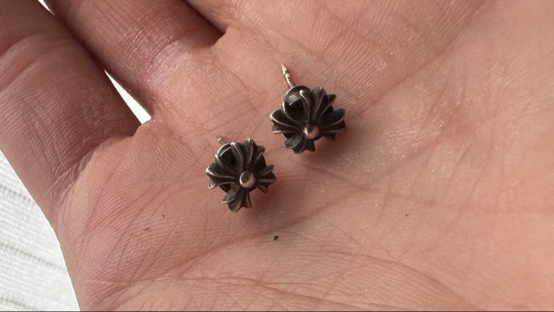 クロムハーツ　ピアス　CH プラス