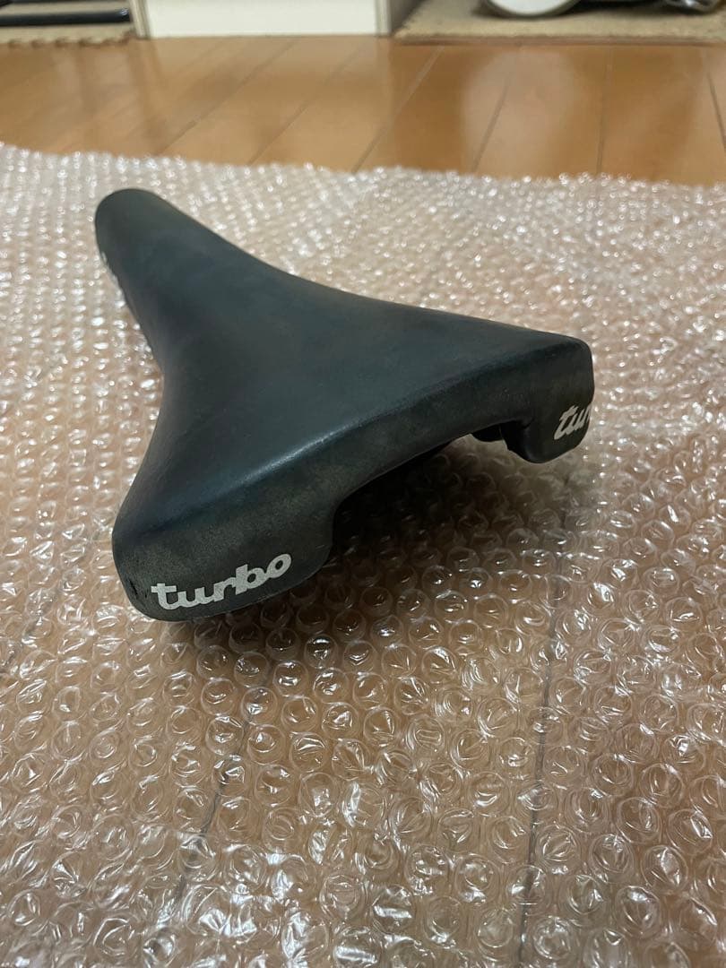 selle ITALIA turbo セライタリアターボ黒