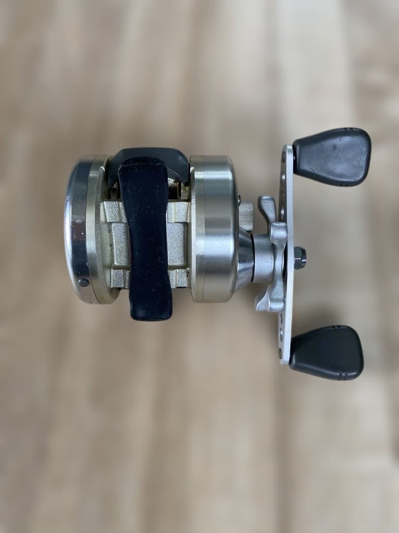 クァンタム　ベイトリール