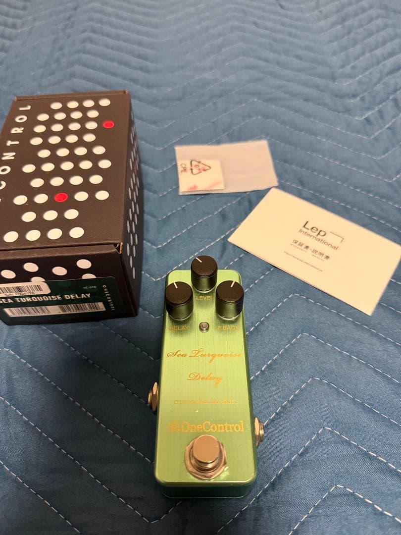 ギター One Control Sea Turquoise Delay