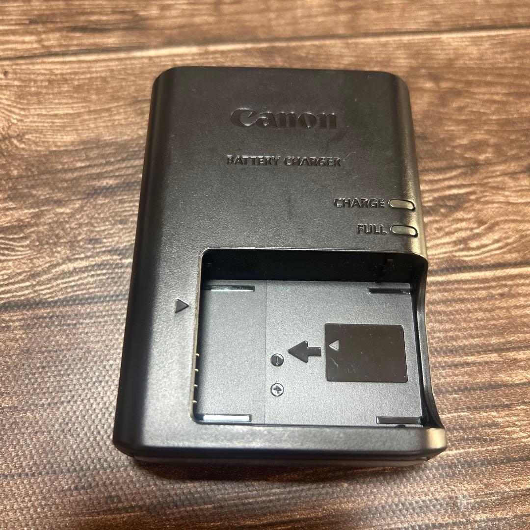 Canon EOS M200 ミラーレスカメラ