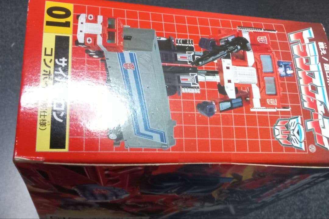 トランスフォーマー限定版　ニューイヤー　コンボイ　旧ダイアクロン　未開封　新品