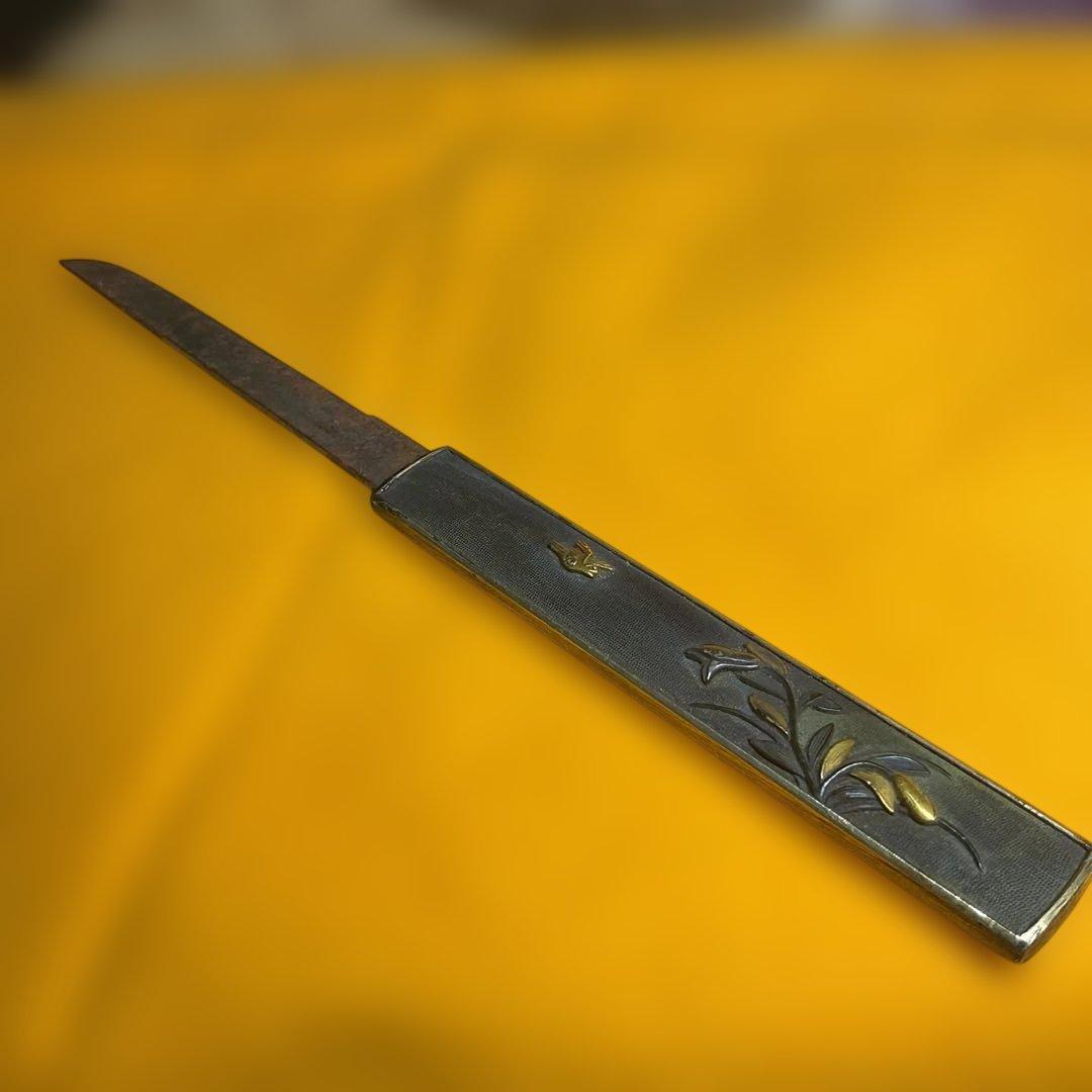 花彫刻付き武具　刀装具　小刀　小柄　江戸時代　骨董　古道具