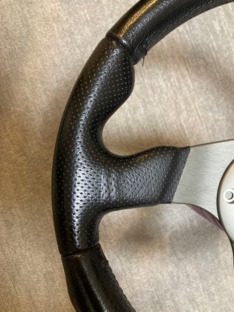 MOMO RACE 32φ ホーンリング ホーンボタン付き