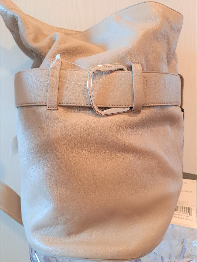 タグ付きミラノコレクション本革ボディバッグショルダANTEPRIMAアンテプリマ