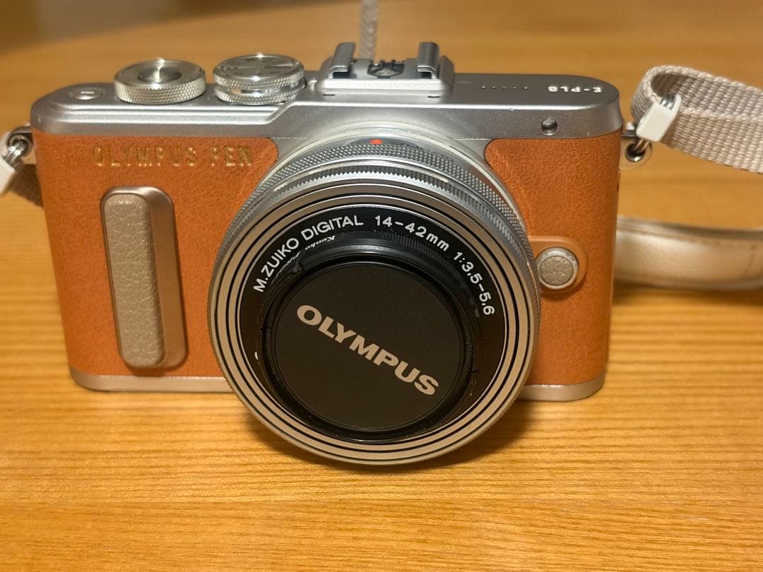 オリンパスペン OLYMPUS PEN E-PL8 ミラーレス一眼