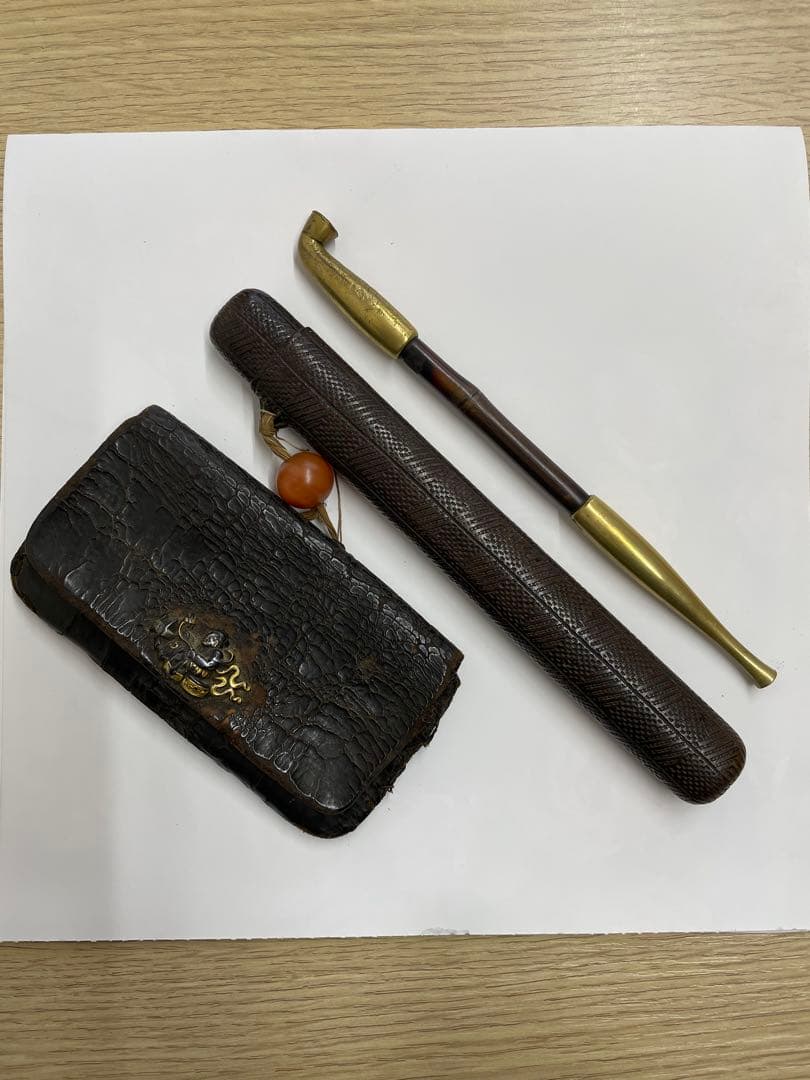 【煙管】 煙草入 煙管筒 金口 細工 彫刻 一式 骨董 アンティーク 時代物