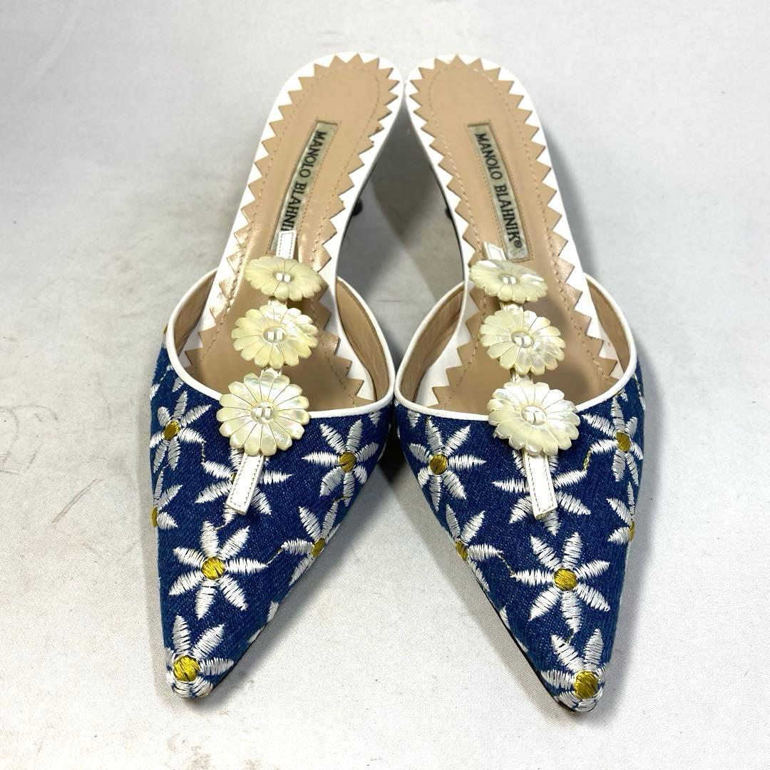 マノロブラニク　花柄　ミュール　サイズ表記「37 1/2」23.5センチ程度