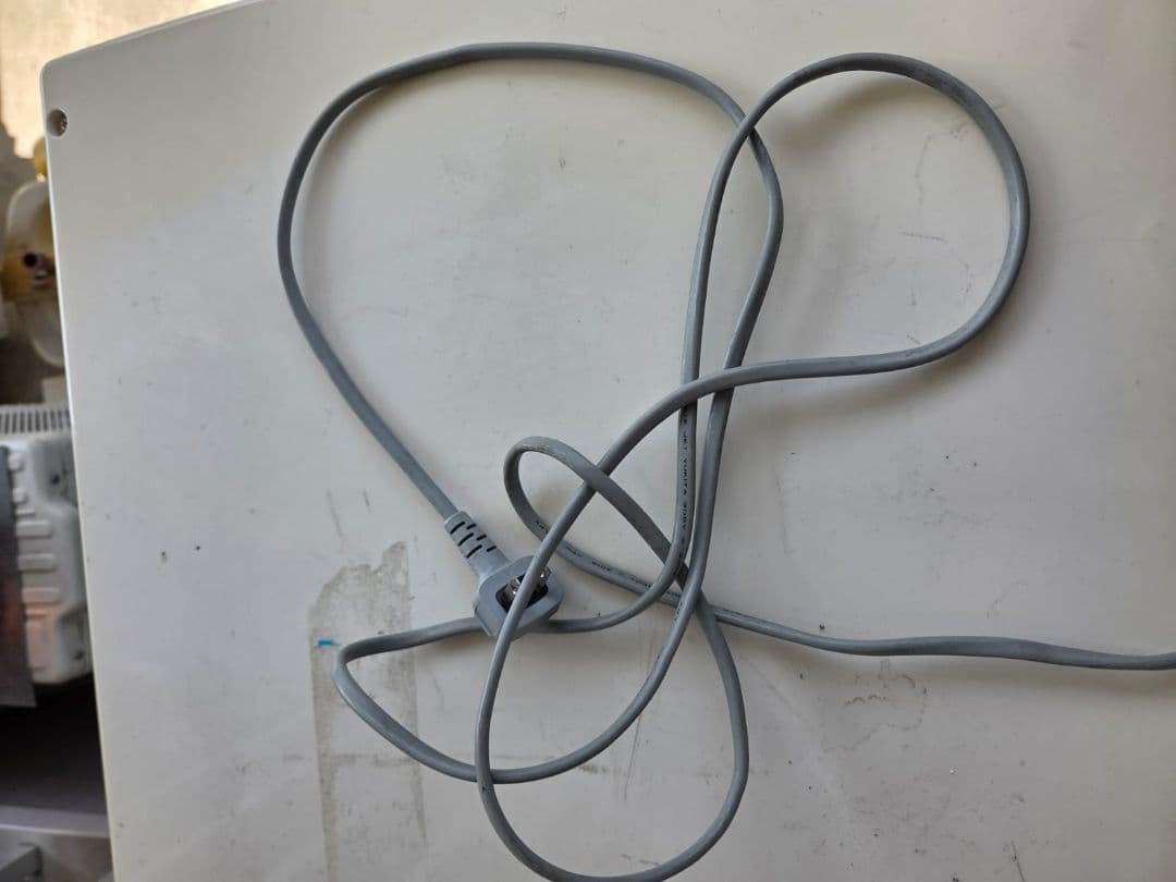 ガラス冷蔵庫 中型 3段棚付き