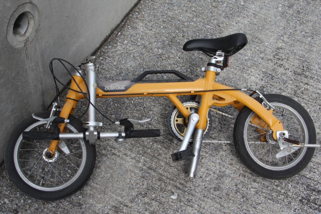 サイクルベースあさひ♪人気モデル♪LOG OUTRUNK♪軽量アルミフレーム♪