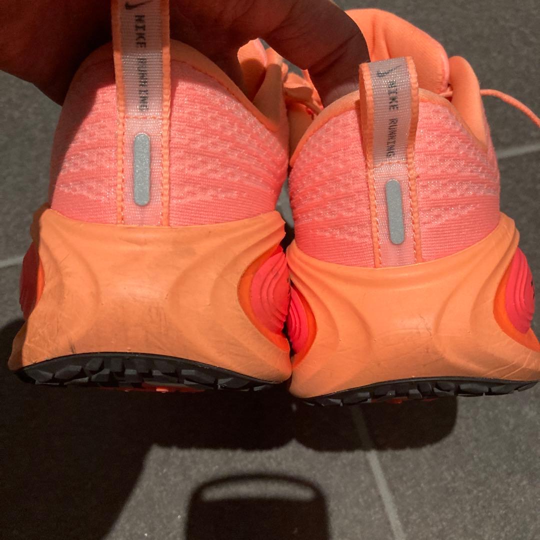 NIKEボメロプラス