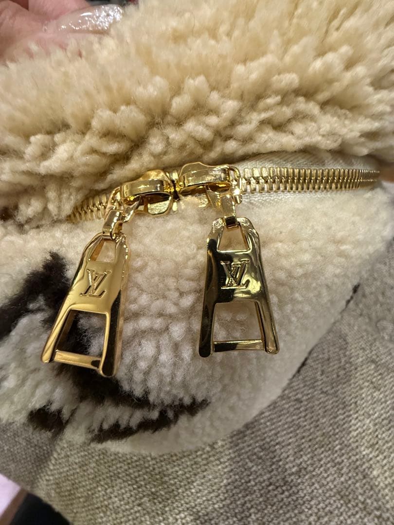 Louis Vuitton LVボディバッグ バムバッグモノグラムテディボア