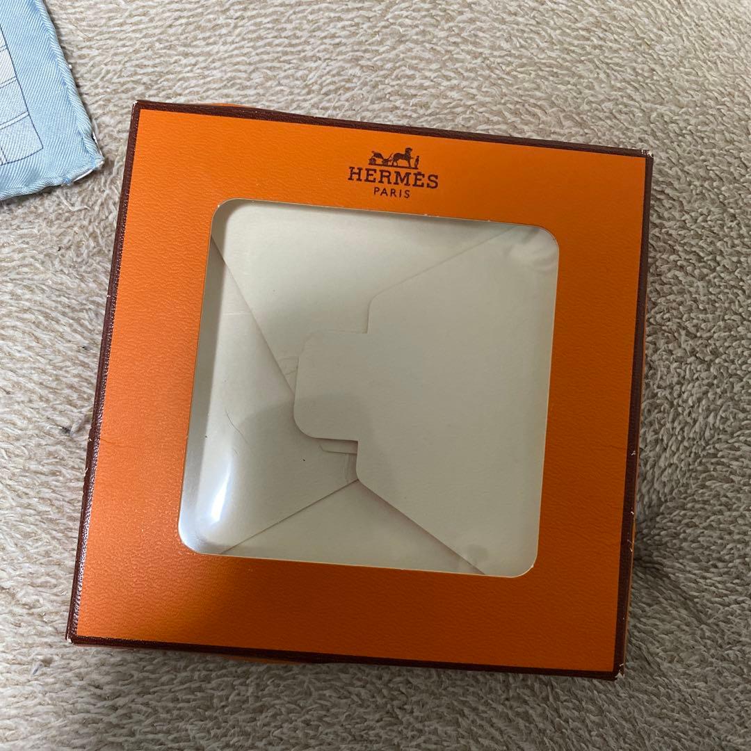 エルメス シルクハンカチ 青色