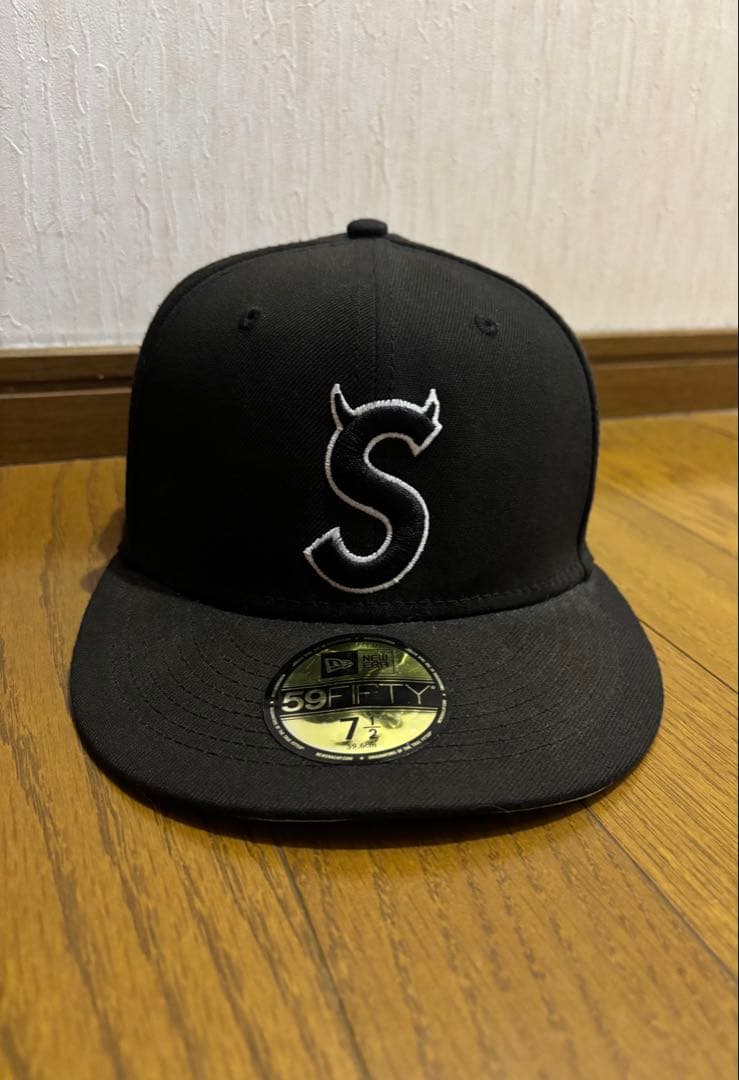 supreme　slogo　sロゴ　NEW ERA　Devil