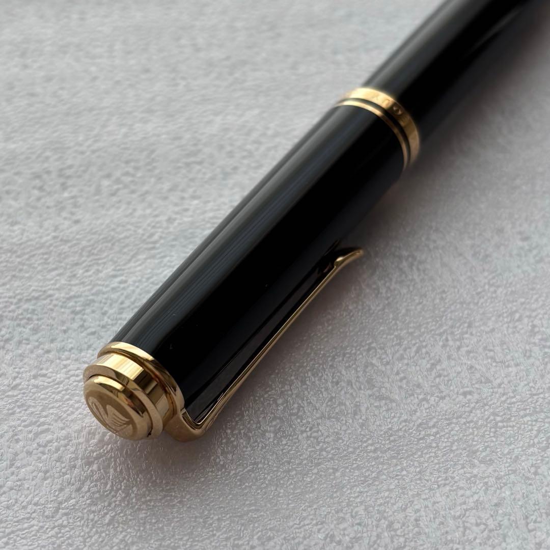 ペリカン　スーべレーン　M400 F 細字　ブラック　箱付き　ゴールド