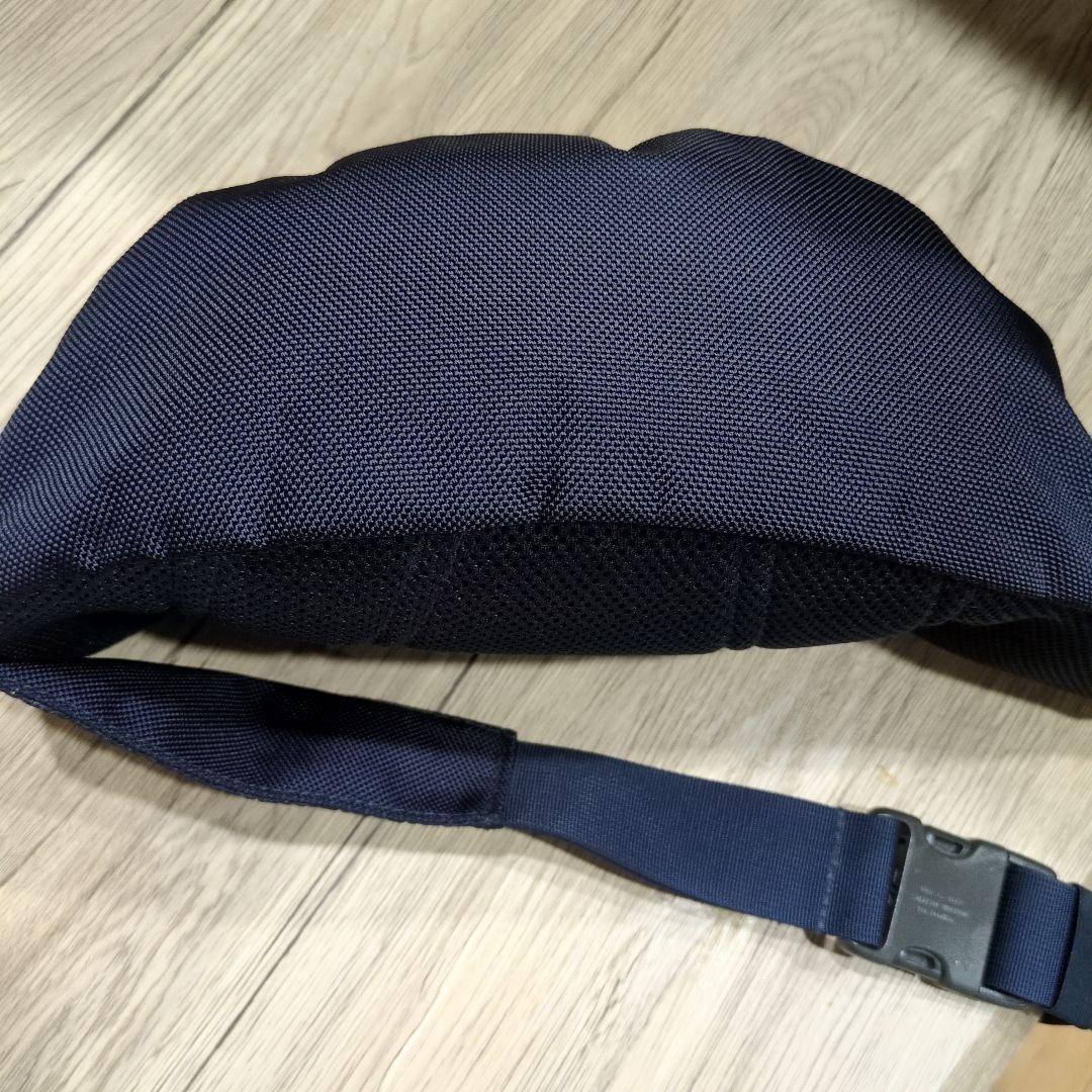 極美品　THE NORTH FACE 花柄ボディバッグ