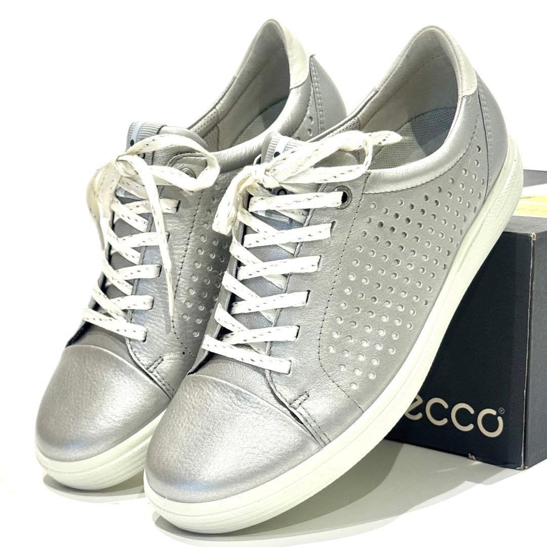 ゴルフシューズECCO CASUAL HYBRIDシルバーレディース23.5㎝