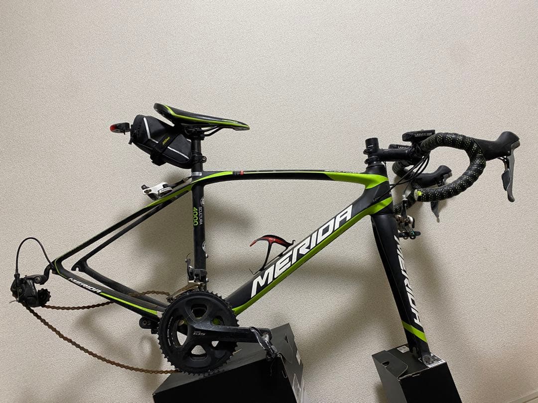 メリダ　スクルトゥーラ4000 ロードバイク　カーボンフレーム　ご予算相談可