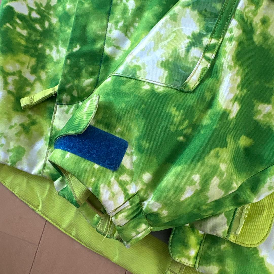 デサント　スキーウェア　男の子　女の子　150センチ　上下セット　スノーウエア