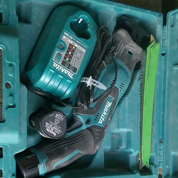 マキタレシプロ10.8