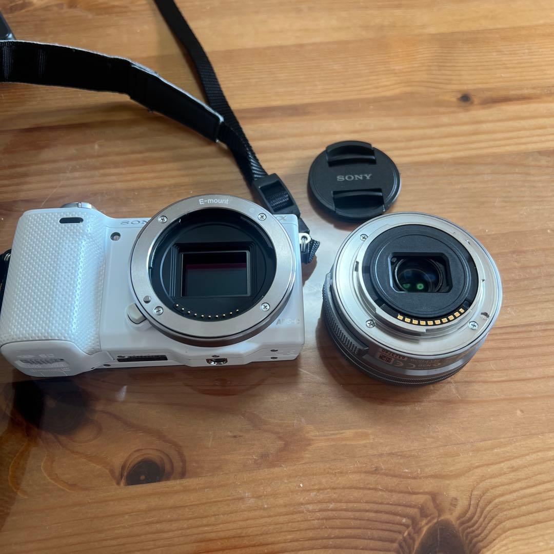 SONYデジタルカメラ　NEX-5 デジカメ