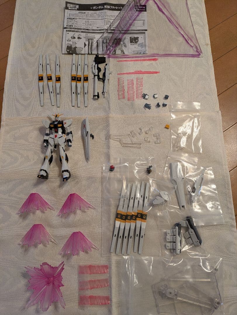 【ROBOT魂】νガンダム＆νガンダム・拡張フルセット