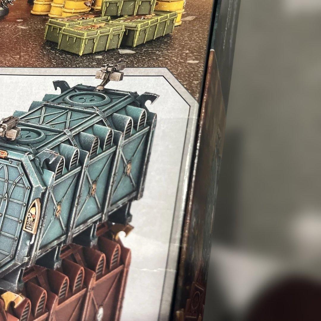 ウォーハンマー40k Munitorum Armoured Containers
