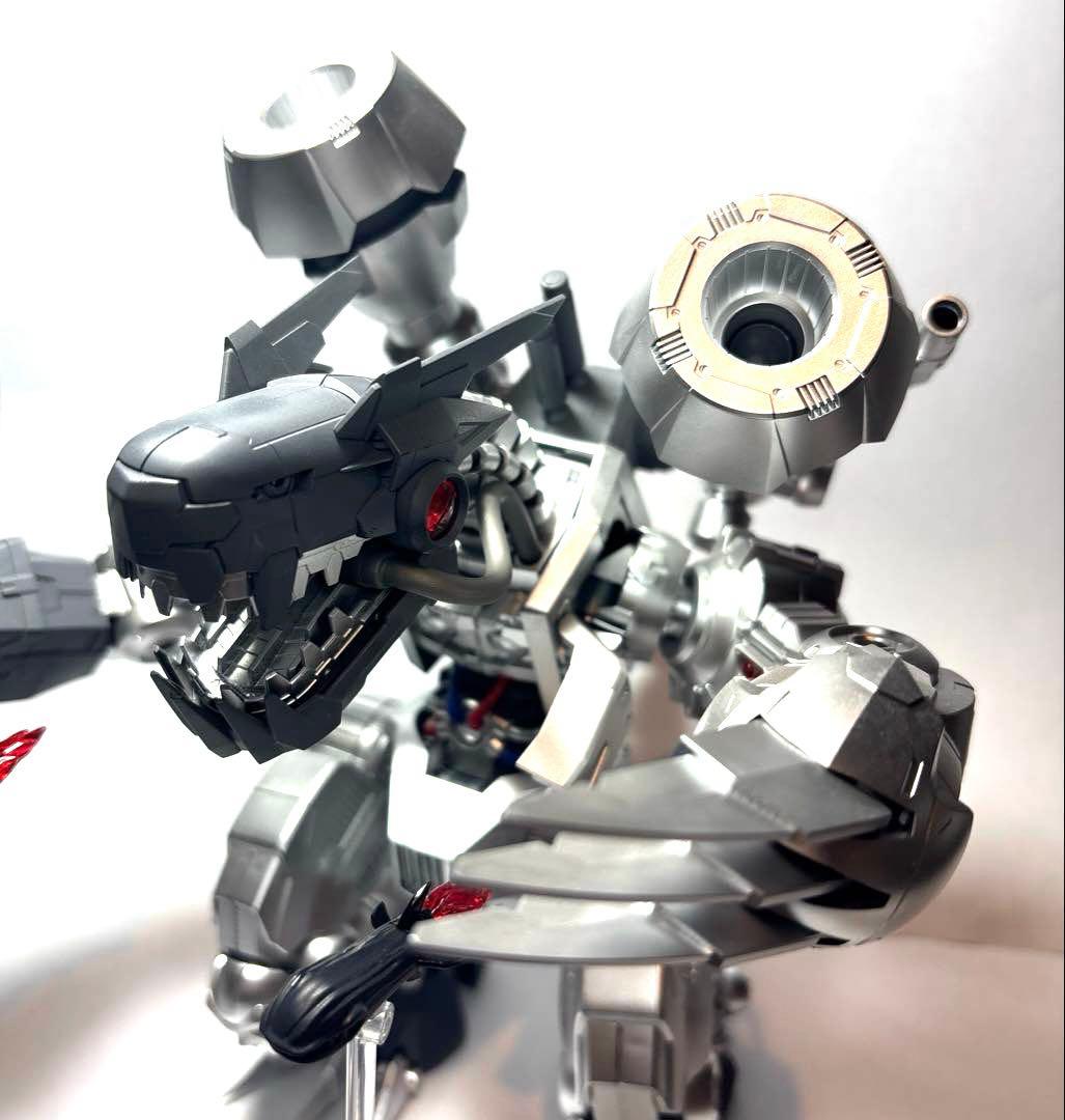 ムゲンドラモン　プラモデル　塗装完成品