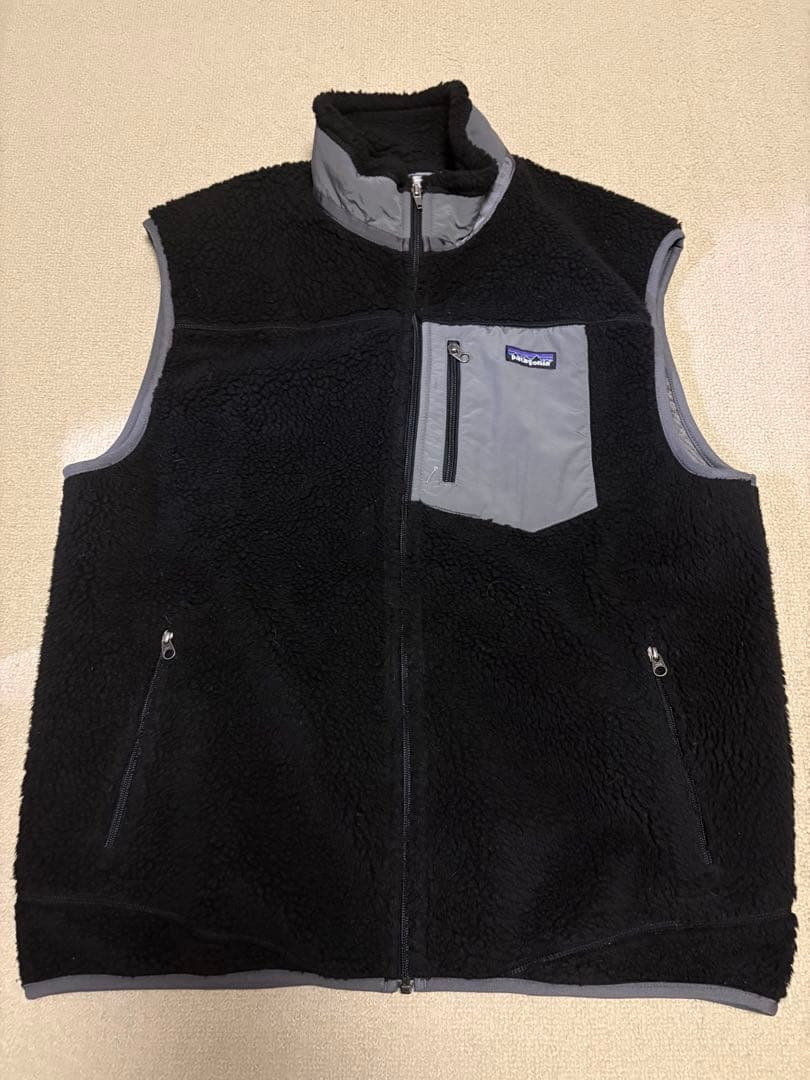 Patagonia フリースベストレトロX ボアXL 黒/グレー