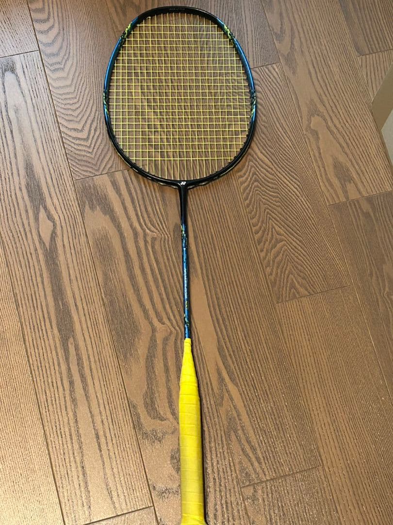 ヨネックス　ナノフレア700　4u 元グリなし