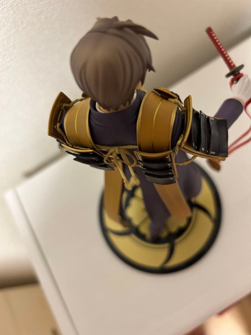 刀剣乱舞　へし切長谷部　フィギュア　1/8 スケール