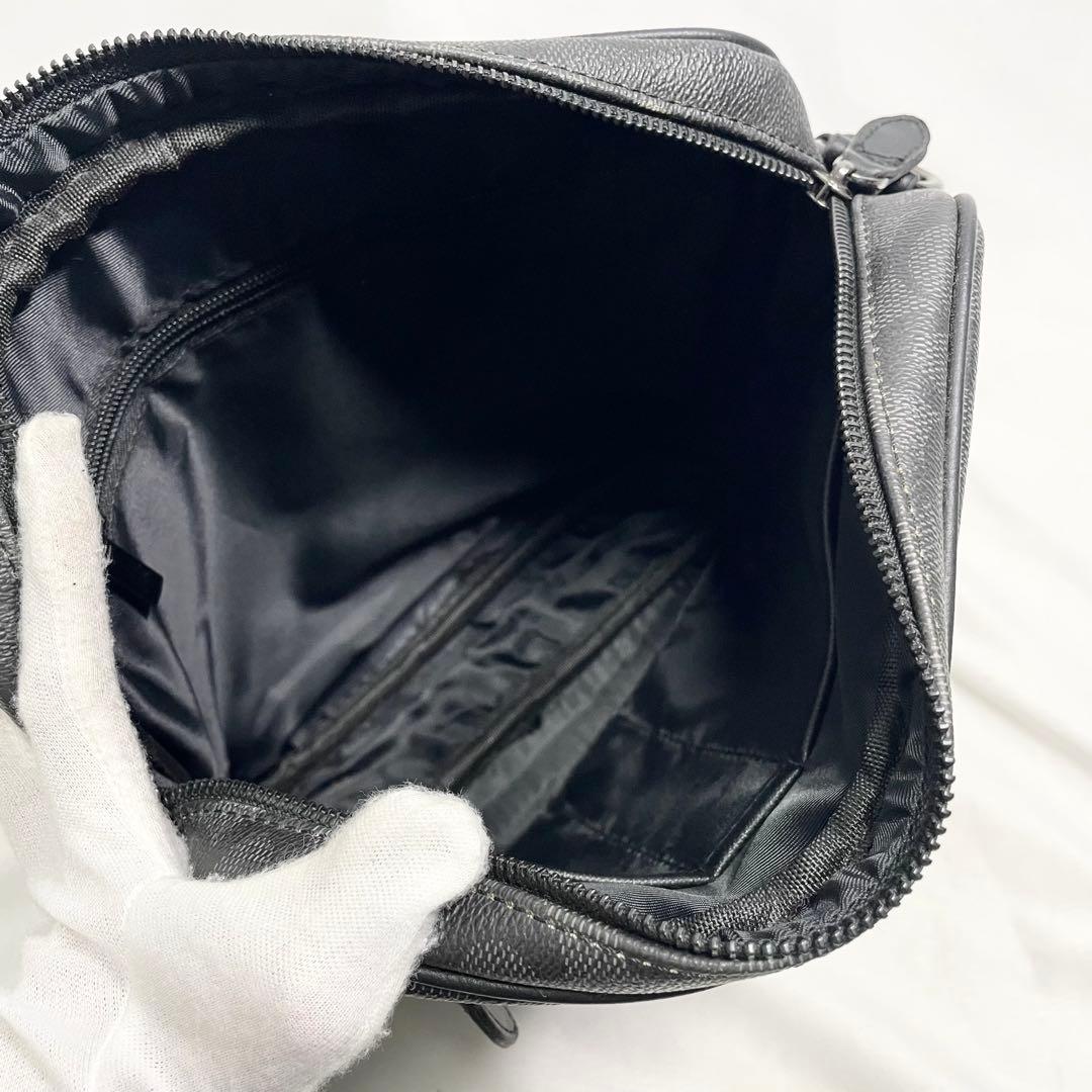 コーチ シグネチャー ショルダーバッグ ロゴ 大容量 多機能 PVC 斜めがけ