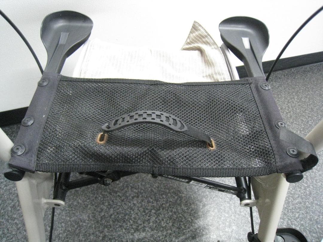 屋外用 四輪 歩行車 ショッピングターン 安寿 アロン化成 送料無料 ①