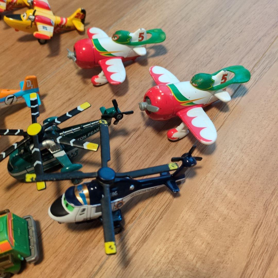 くわばら　トミカプレーンズ　13台セット