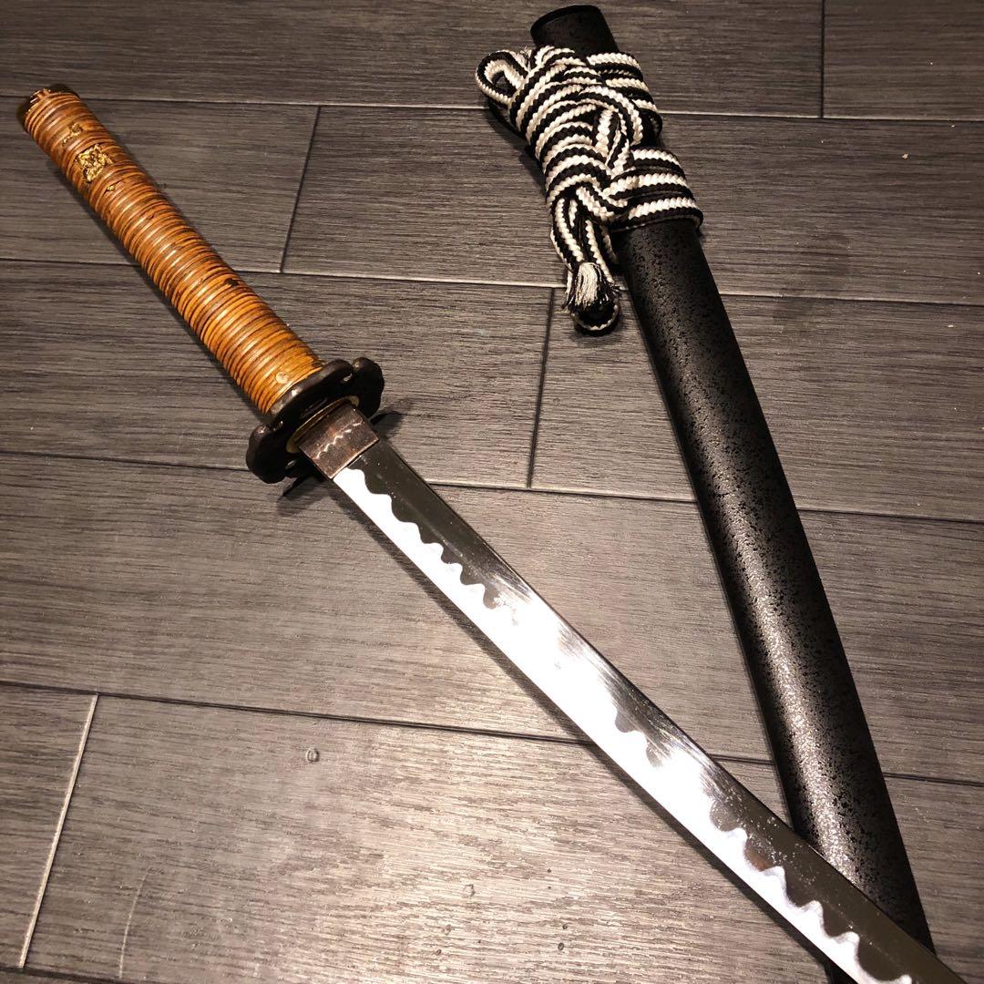 高級模造刀　籐巻拵え　高級居合刀　白黒結び　合金　籐巻柄