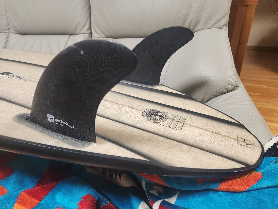 美品！✨GMCサーフボード　ギャリーマクニール　ツインフィン付き