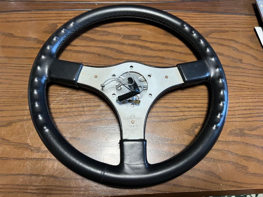 イタルボランテ ステアリング