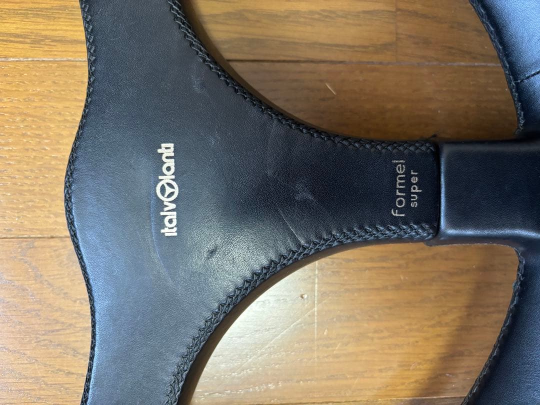 イタルボランテ ステアリング