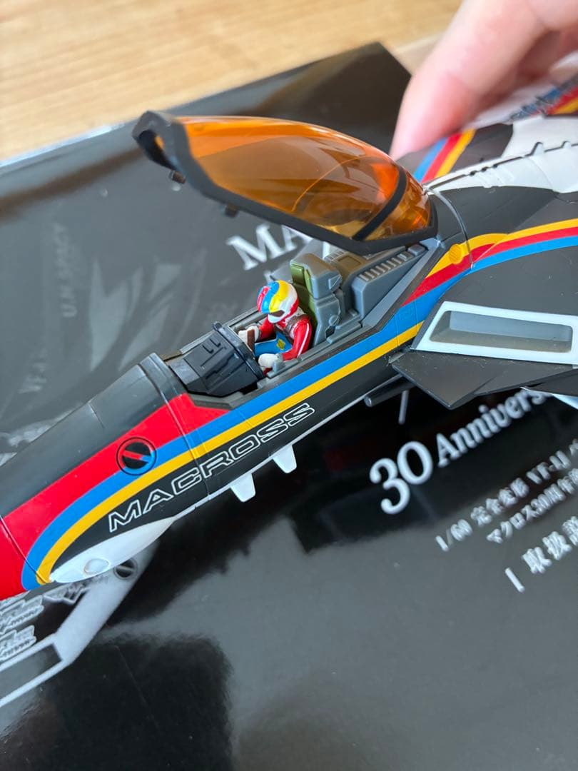 【難あり】アルカディア1/60完全変形VF-1J 30周年記念マクロスバルキリー