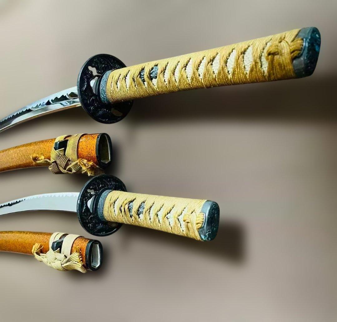 高級模造刀　居合刀　のたれ刃紋　2本セット　打刀　脇差　インテリア （刀6）