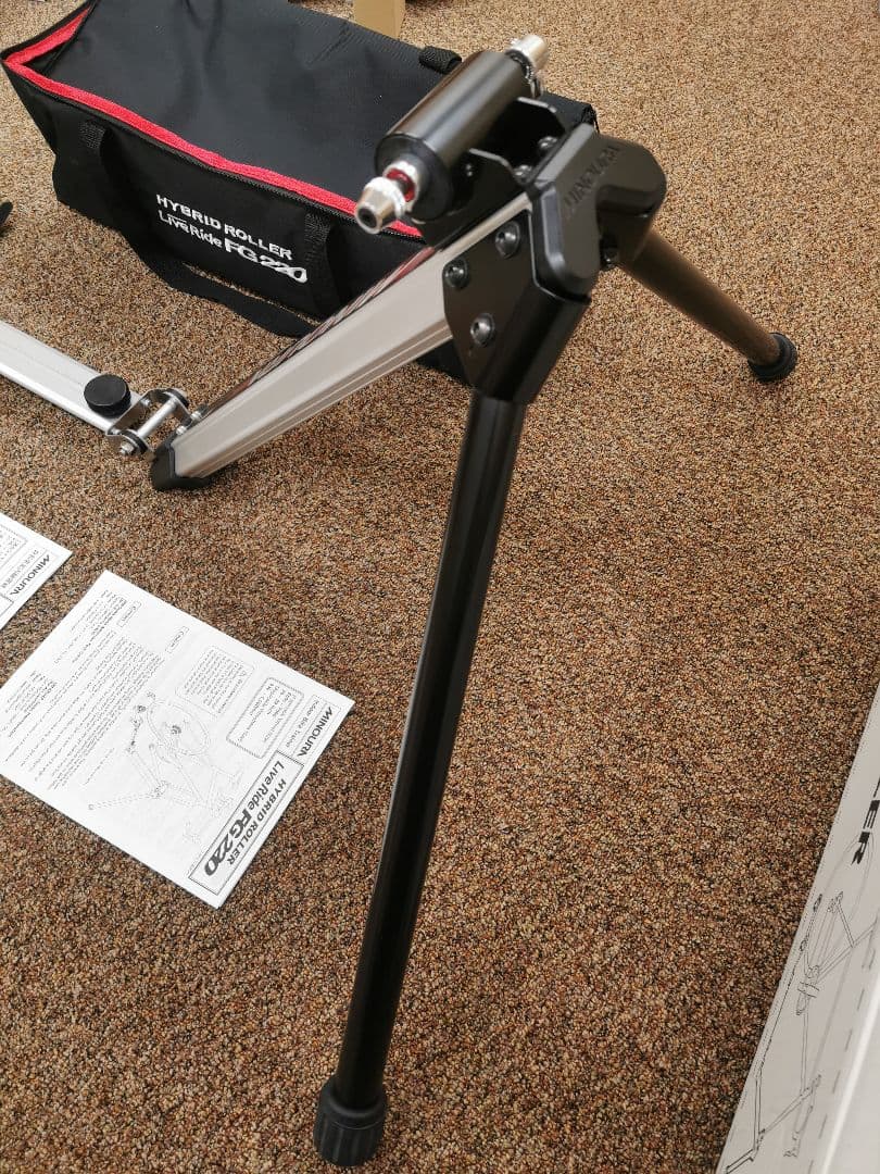 MINOURA ハイブリッドローラー Live Ride FG220