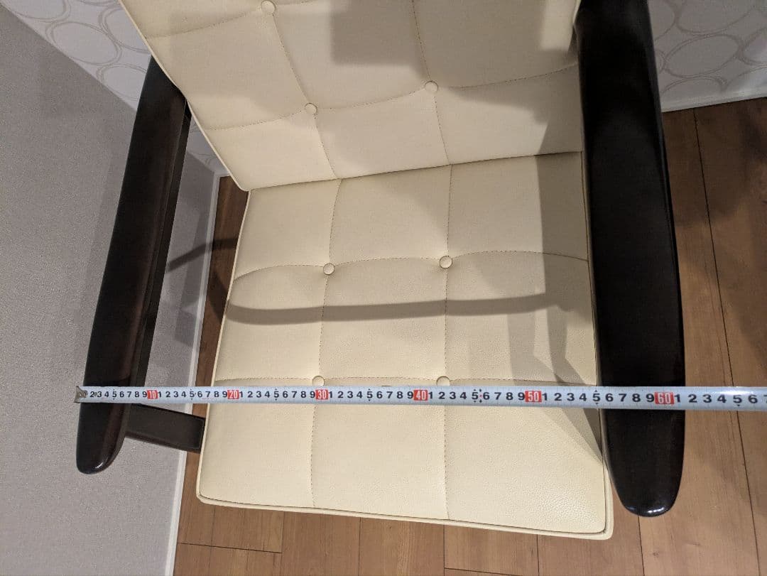 【カリモク60】 1人掛けソファ + オットマン セット Kチェア アイボリー