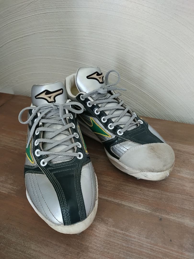 ミズノグローバルエリート オーダースパイク 25.5 シルバー/グリーン