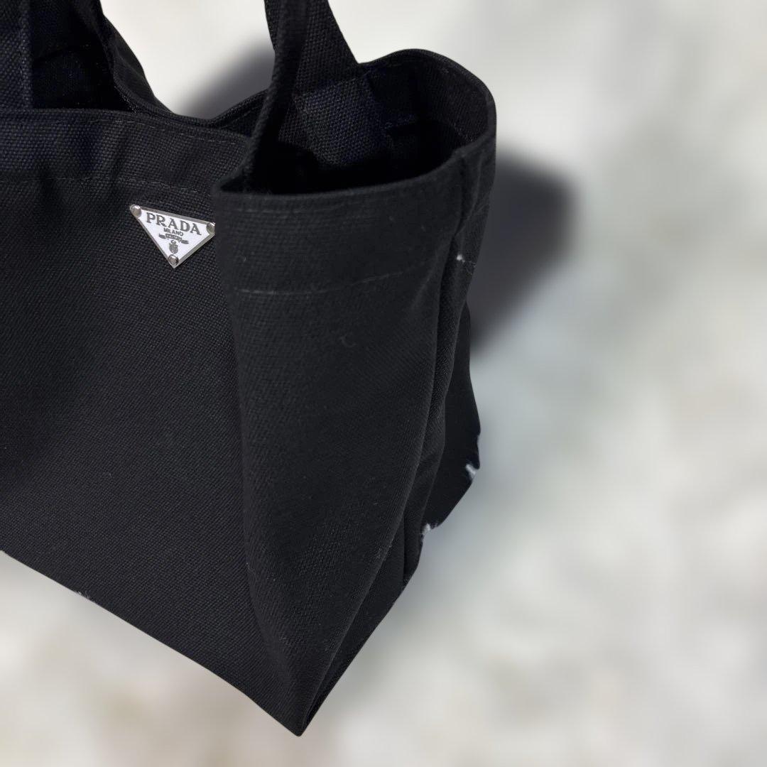 PRADA ブラック トートバッグ