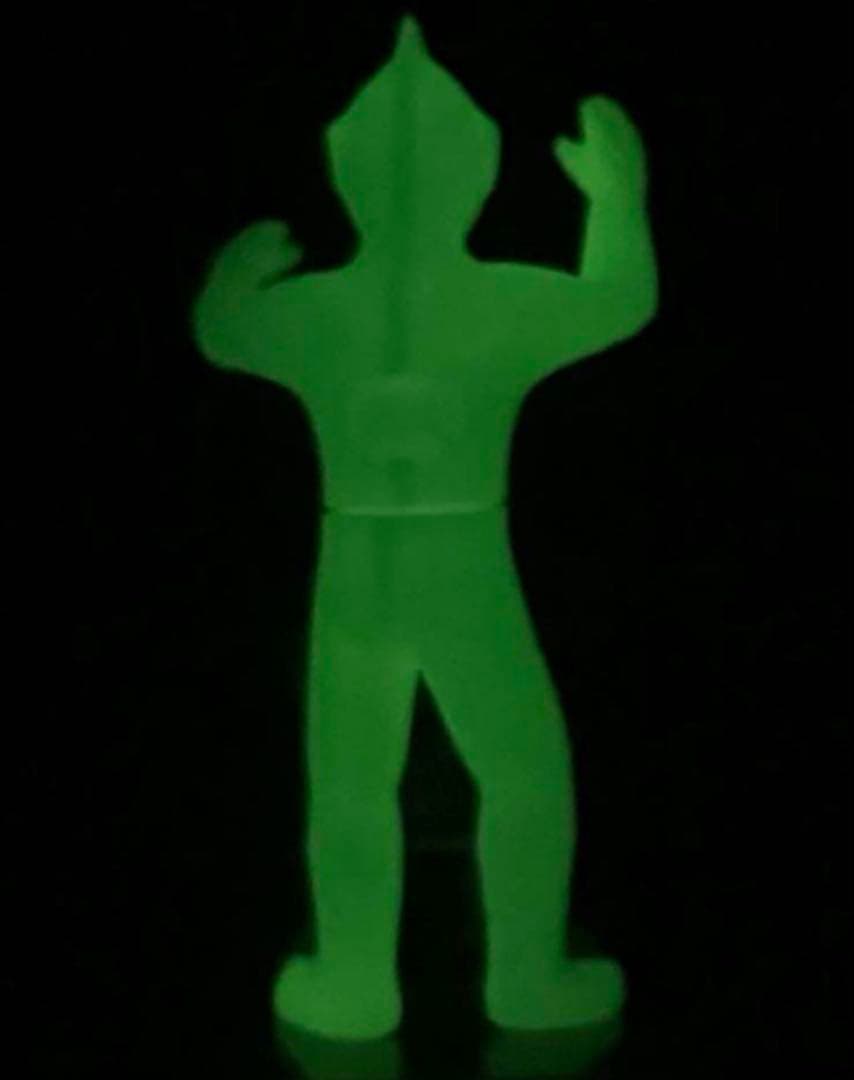 【激レア】ブルマァクソフビ　ニセウルトラマン　畜光ver. 入手困難