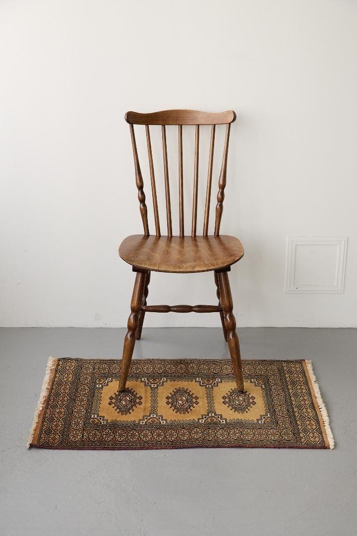 ヴィンテージラグ　トライバルラグ　パキスタン産（93×60cm）アース　黃　茶