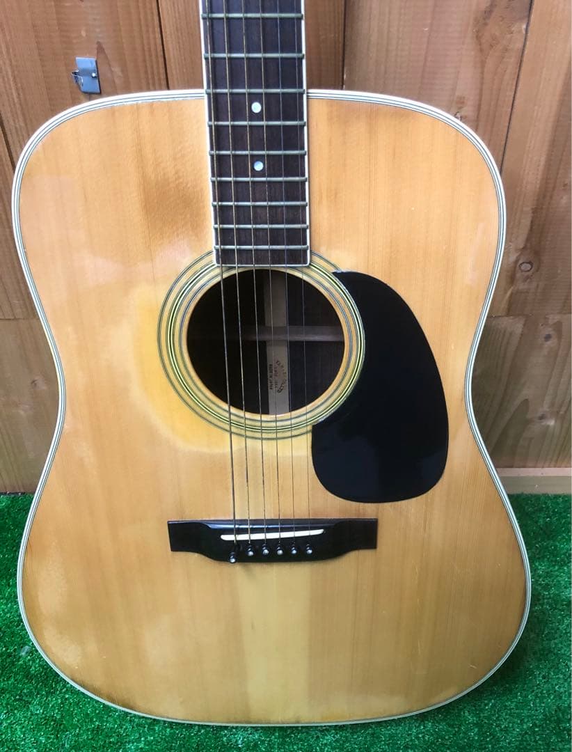 Yamaki ヤマキ　アコースティックギター ナチュラル　ギター　ケース付き