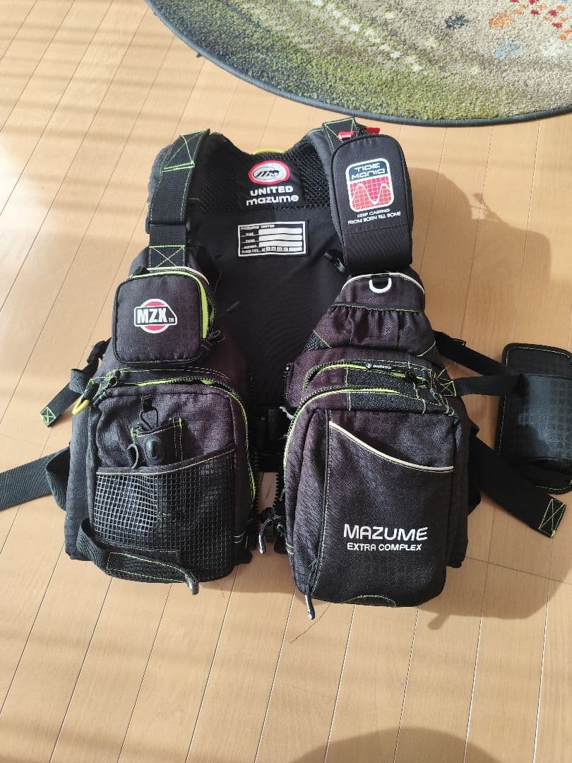 マズメ　タイドマニア ライフジャケット