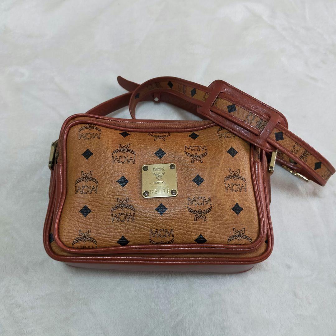 MCM　ヴィセトス柄　クロスボディバッグ　ショルダーバッグ