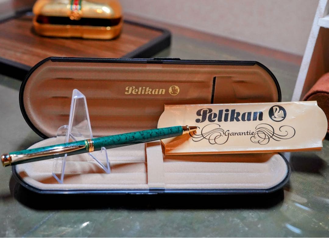 ペリカン　ボールペン　希少　マーブル　検　スーべレーン　緑　手帳用　高級